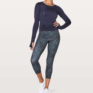 Lead The Pack Crop 23”